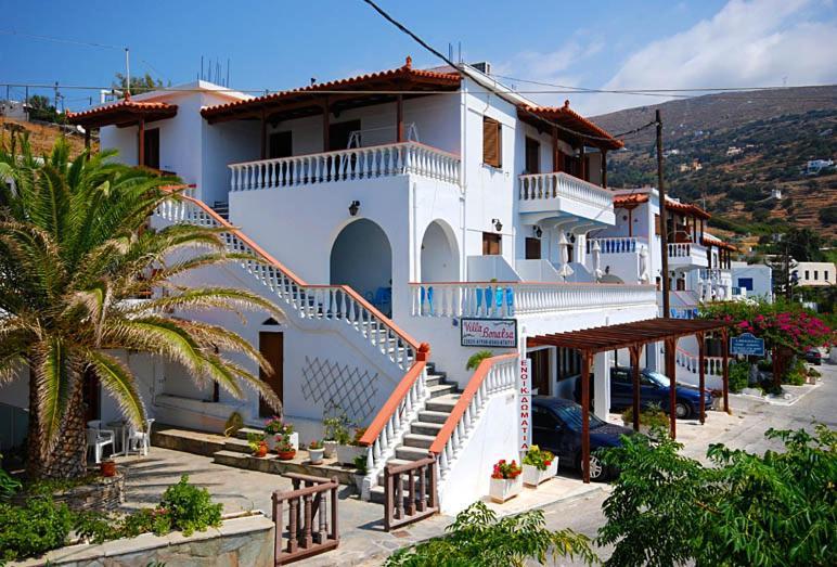 Villa Bonatsa Andros Home Batsíon Exteriör bild